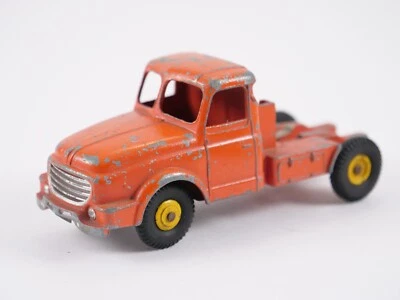 Dinky Toys F n° 36 Tracteur camion Willème 1/43 - Photo 1/4