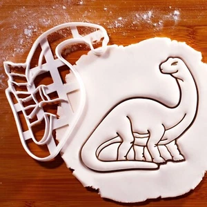 Brontosaurus cookie cutter - Dinosaur jurassic prehistoric thunder lizard fossil - Picture 1 of 4