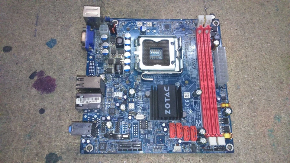 Carte mere zotac NF610I-K-E sans plaque socket 775 - Image 1 of 1