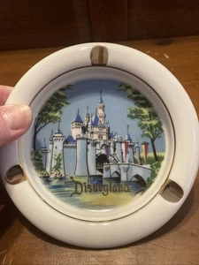 Disneyland Vintage 1960s Porcelain 5" Ashtray Cinderella Castle - Picture 1 of 4