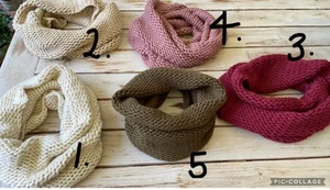 One Women’s Men’s Chunky Knit Snood Infinity Loop Cowl Scarf Choose Your Colour - Picture 1 of 16