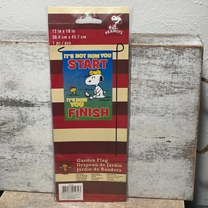 Bandera de golf de jardín SNOOPY no es cómo empiezas, es cómo terminas 12"x18" - Imagen 1 de 5