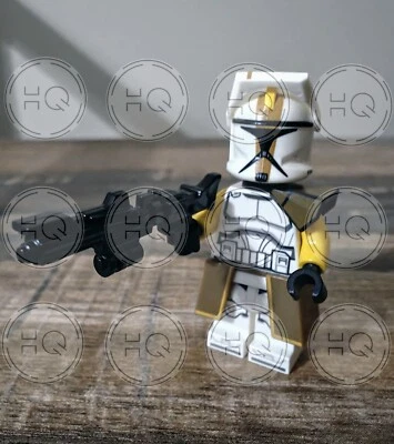 **NUEVO** Minifigura Lego Commander Bly Fase 1 con casco personalizado y accesorios Foto 1 de 4