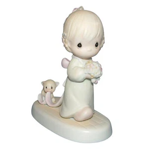 Precious Moments Figurine: E-2834 Sharing our Joy Together (5.5") - Picture 1 of 3