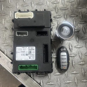 2013 Nissan Altima Body Control Module 284B2 3TA0D +key push-start - Picture 1 of 6