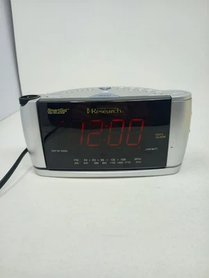Emerson Research SmartSet CKS3516 Time Projector Dual Alarm Digital Clock Radio - Image 1 of 4