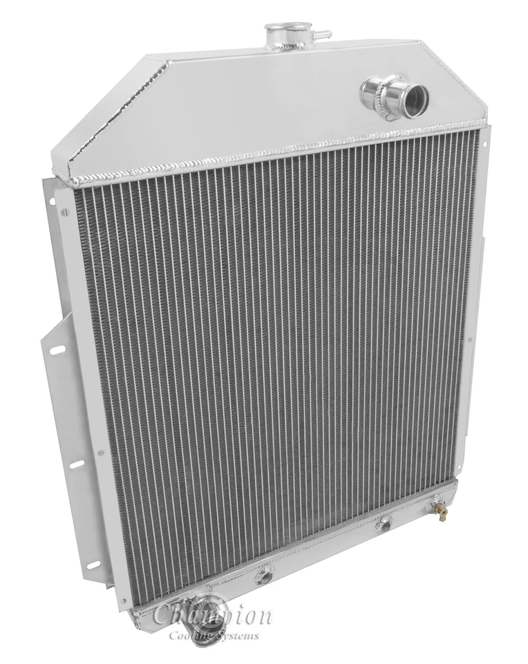 1942 1943 1944 -47 Ford 1/2 Ton Pickup 3 Row Billet RS Radiator (Ford V8) Foto 1 de 4