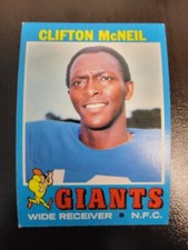 1971 Topps Clifton McNeil card #15........