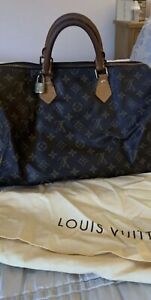 Louis Vuitton Speedy 35  bag
