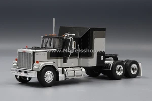 IXO TR117 GMC General Tractor Truck, 1980 /schwarz-silber/ - Bild 1 von 4