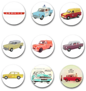 25mm  BUTTON BADGES X9 FEATURING THE CLASSIC FORD ANGLIA - Foto 1 di 1