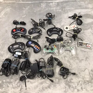 NES Nintendo Sega Genesis Controller Connettori RF Osso di Cane PER RICAMBI O RIPARAZIONE - Foto 1 di 12