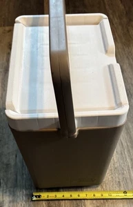 Coleman PARTY STAPLER 20 Dosen KÜHLER Eistruhe Rarität Farbe hellbraun beige Modell 6224 - Bild 1 von 5