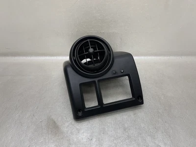 2004-2007 HUMMER H2 前左侧仪表板暖通空调空调通风口带边框装饰 — 第 1/4 张图片