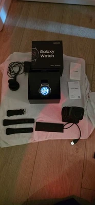 Samsung Galaxy Watch SM-R800 46mm Edelstahlgehäuse mit Sportarmband in... - Bild 1 von 4