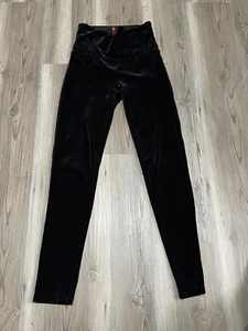 SPANX Womens Size M Black Velvet Velor High Rise Leggings Pull On Shape Wear - Picture 1 of 7
