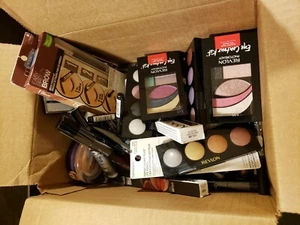 Beauty Box Maquillaje Farmacia y Cosméticos de Top End Lote de 10 todos tamaño completo NUEVO - Imagen 1 de 7