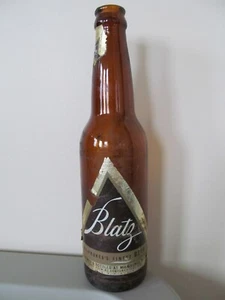 VTG 1952 Blatz Beer Brown Glass Bottle 12 Oz. Foil Label - Picture 1 of 4