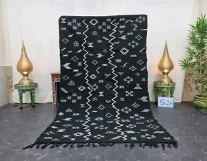 Moroccan Handmade Kilim Zanafi Rug 4'6"x7'8" Berber Abstract Black White Carpet  - Picture 1 of 12