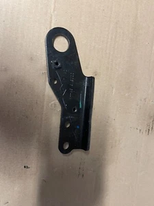 Motorhalter  R9M414 Motor 1.6 DCI Renault Nissan Opel;  ET-Nr. 100051515R - Bild 1 von 3