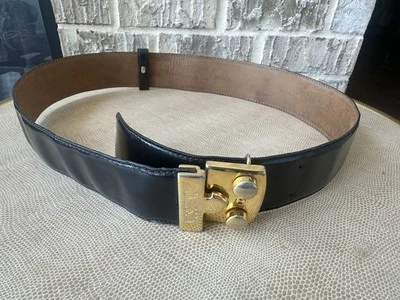 Cinturón Moschino Vintage Cuero Negro S Foto 1 de 3