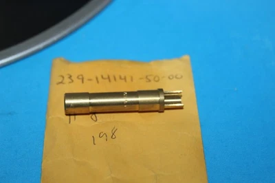 NOS New Yamaha CARBURETOR MAIN NOZZLE IT200 YZ125 OEM # 239-14141-50 - Image 1 of 3