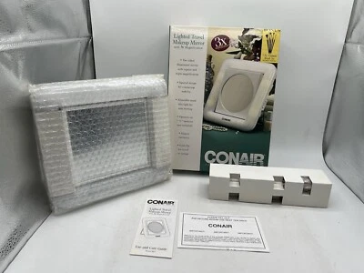 Espejo de Maquillaje de Viaje Iluminado Conair con 3x Aumento Cuadrado De Colección Años 90’s Foto 1 de 4