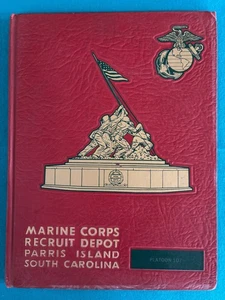 Anuario 1965 Marine Corps Recruit Depot Parris Island pelotón 107 USMC - Imagen 1 de 2