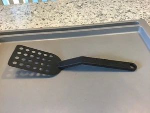 T-Fal Black Nylon Plastic Slotted Holes Spatula Flipper Turner 13” Canada - Picture 1 of 5