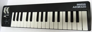 MIDIPlUS AKM320 USB MIDI KEYBOARD CONTROLLER 18"Long x 5" - Picture 1 of 7