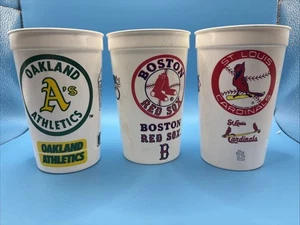 Set Of 3 Vintage MLB ICEE PLASTIC CUPS. OAKLAND, BOSTON, AND ST LOUIS CARDINALS - Picture 1 of 8