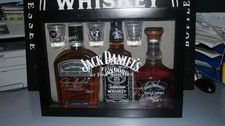 JACK DANIELS FAMILY OF 3 WHISKEYS IN TIMBER CASE SIGNED BY JIMMY BEDFORD