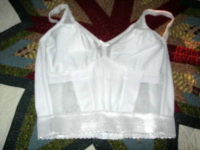 *NUEVO* Sujetador Clásico Long Line Vintage/Retro ~ Blanco ~ Desnudo ~ Negro/cierre bk Foto 1 de 3