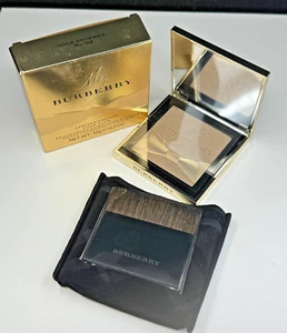 Burberry Gold Glow Fragranced Luminising Powder No. 02 Gold Shimmer NIB - Picture 1 of 7
