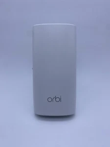 NETGEAR Orbi AC2200 RBW30 Wall-Plug Mesh Wi-Fi Satellite Extender, Free Shipping - Picture 1 of 7