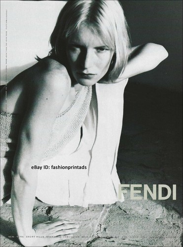 vintage FENDI 1 pagina STAMPA ANNUNCIO primavera 1998 KIRSTEN OWEN Karl Lagerfeld