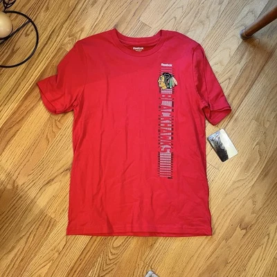 Reebok Boys Chicago Blackhawks t shirt official NHL red Boys XL 18 NWT - Image 1 of 4