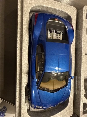 Autoart Escala 1/18 Diecast 70911 - Bugatti EB 18.3 Chiron - Azul Metálico Foto 1 de 4