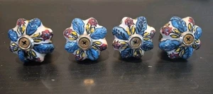 Hermoso juego de 4 tiradores de cajón antiguos originales de cerámica de colección - Imagen 1 de 3