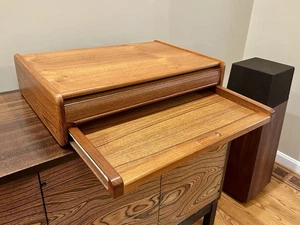 Danish Modern Teak Tambour Schreibtisch Ablage Tastatur Ablage 23,75" breit - Bild 1 von 10