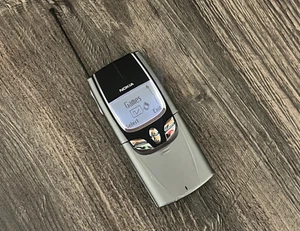Téléphone portable Nokia 8890 gris authentique, débloqué GSM pour objets de collection - Photo 1 sur 21