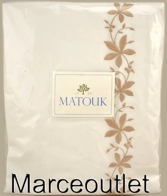 Matouk Callista 500 Thread Count Percale FULL / QUEEN Flat Sheet White / Shell - Image 1 of 4