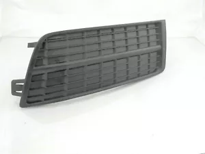 OEM CUBIERTA DE ORIFICIO DE LÁMPARA ANTINIEBLA LH CADILLAC 10-16 SRX (sin faros antiniebla) - Imagen 1 de 1