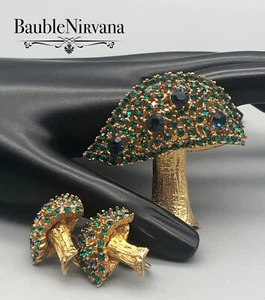 Retro MCM Modern Capri Blau & Grün Strass Goldfarben Pilz Pin & Ohrringe Set - Bild 1 von 6
