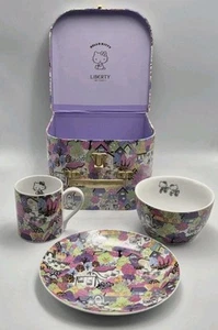 Plato de arte Hello Kitty Liberty cuenco y taza en estuche 2012 púrpura - Imagen 1 de 18