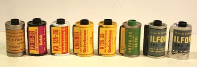 Lote de 8 cartuchos de película vintage de 35MM como se muestra. Foto 1 de 4