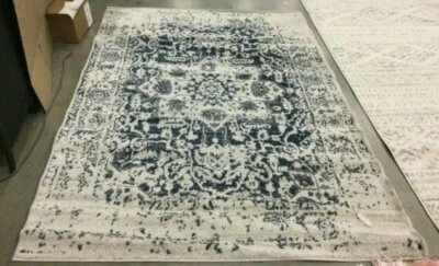 Tapete manchado CREME/MARINHO 5'-1" X 7'-6", preço reduzido 1172633724 MAD603D-5 - Imagem 1 de 4