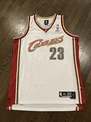 Camiseta Lebron James Cleveland Cavaliers XL para hombre Reebok Authentics +2 blanca descolorida Foto 1 de 4
