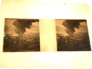 M1-73 ILFORD ALPHA LANTERN PLATE / SLIDE - HIGH VIEW OF BUILDING FIRE - 1920’s - Picture 1 of 2
