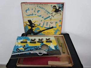 Juego de Tiros Caza de Cuervos Parker Bros Salem Mass Años 30 De Colección - Imagen 1 de 9